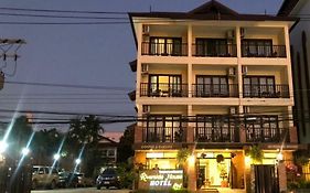 Riverside House Hotel