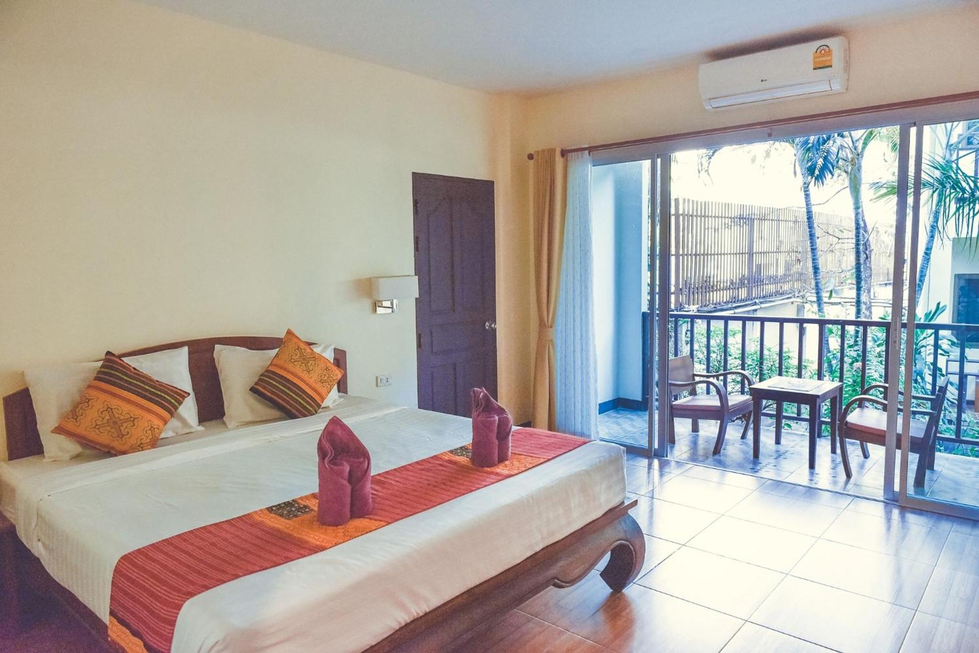Riverside House Hotel Chiang Mai Extérieur photo