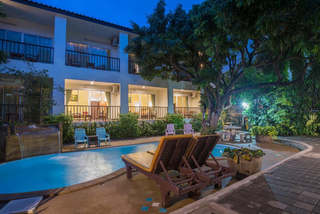 Riverside House Hotel Chiang Mai Extérieur photo