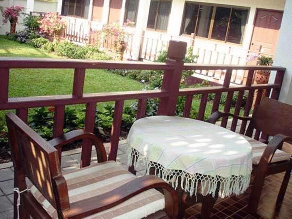 Riverside House Hotel Chiang Mai Extérieur photo