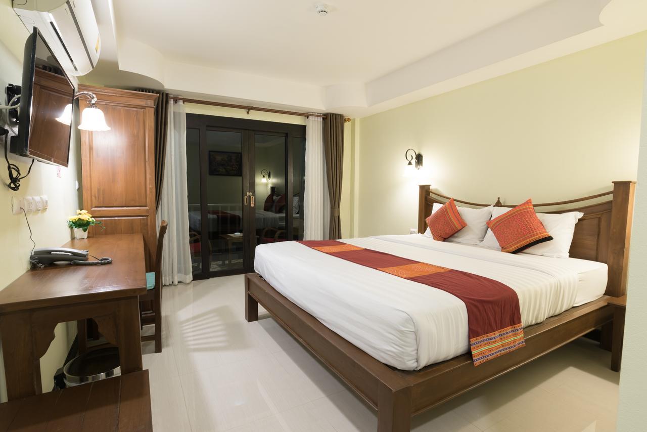 Riverside House Hotel Chiang Mai Extérieur photo