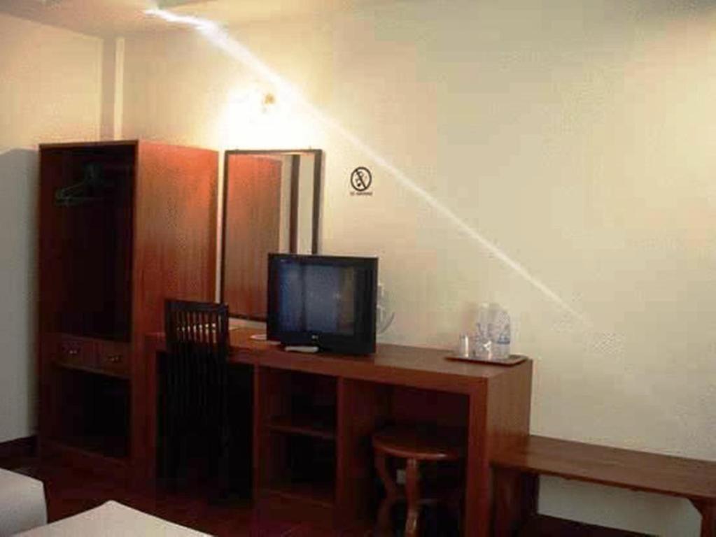 Riverside House Hotel Chiang Mai Extérieur photo